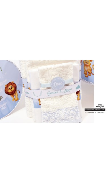 Trusou de botez cu broderie personalizata pentru baieti, Regele leu 9
